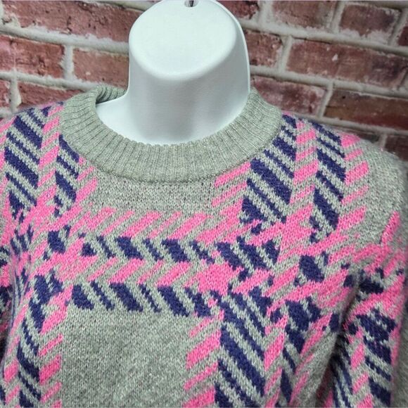 Jun & Ivy Plaid Knit Sweater – Women’s Size Medium – Gray & Pink – Crew Neck - Picture 4 of 7